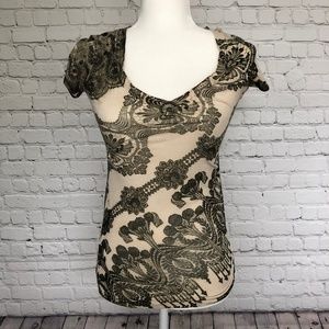 3/$21 🌸 Tissue Tee - Tan & Black